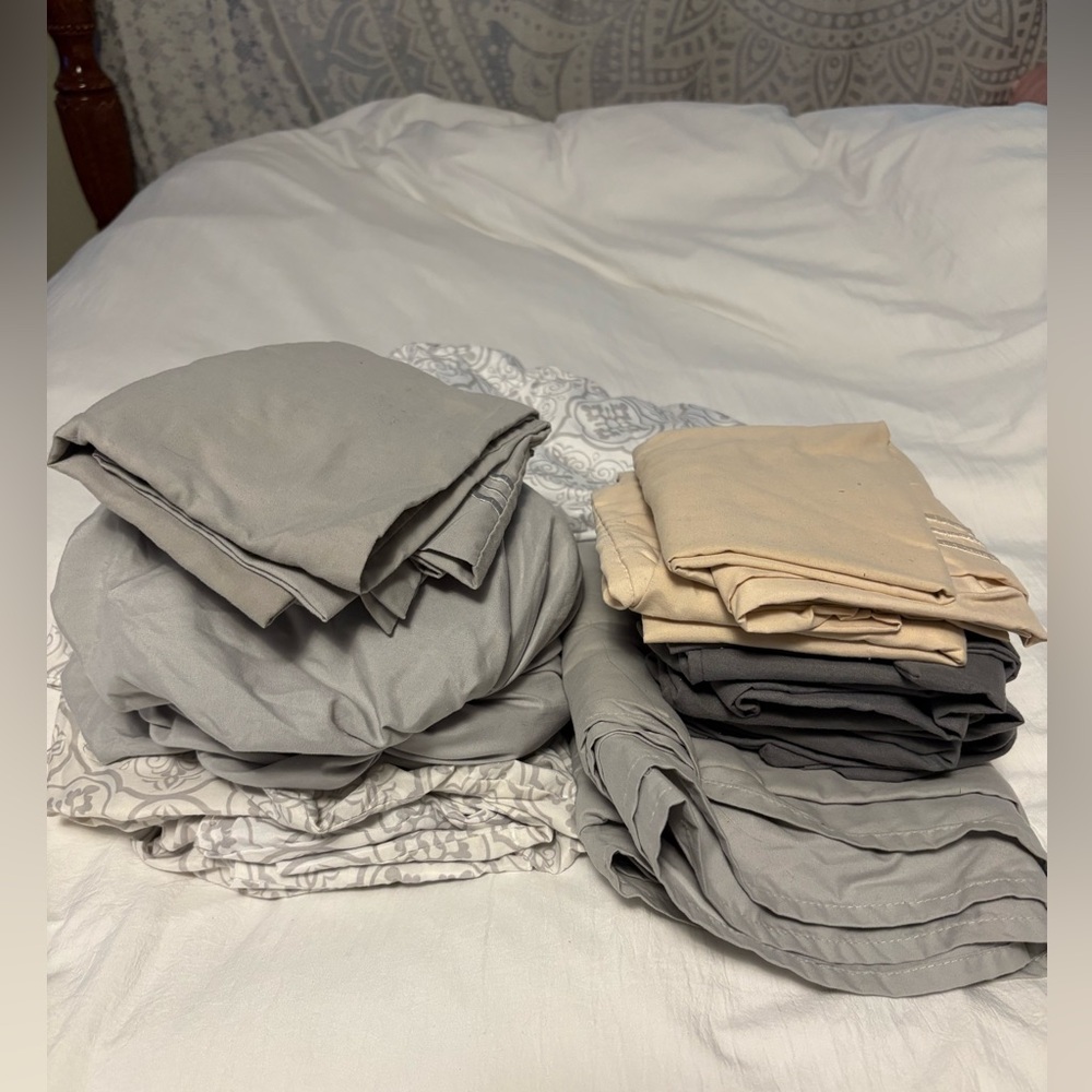 Elegant Gray and Tan Bedding Set